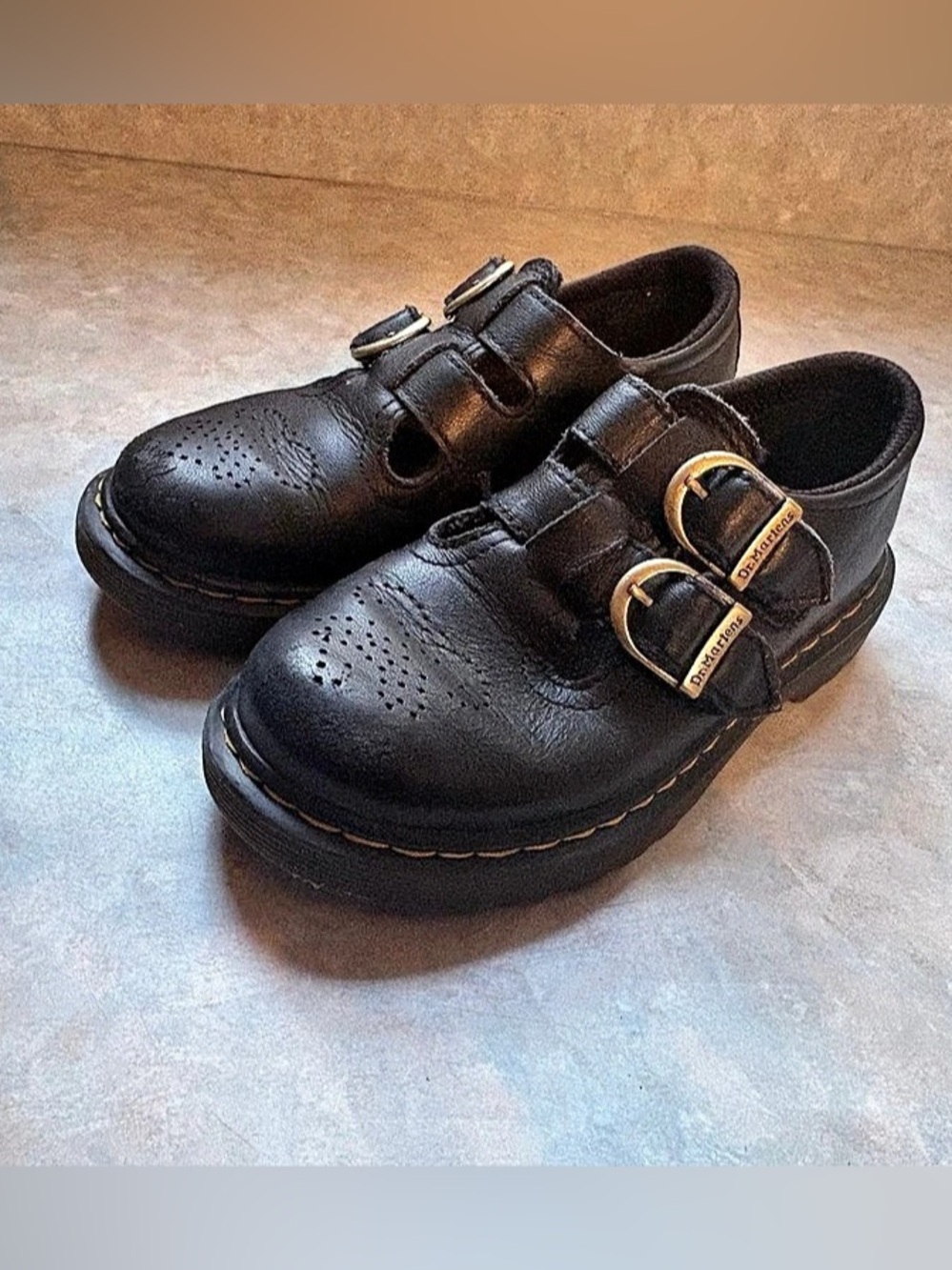 Girls ,Dr. Martens 8065 Mary Jane Double Buckle Shoes US 11, with Velcro straps